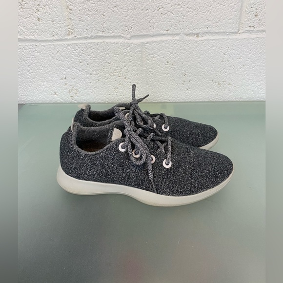 Allbirds Women's WR Wool Runners Merino Wool Sneakers - Picture 4 of 7